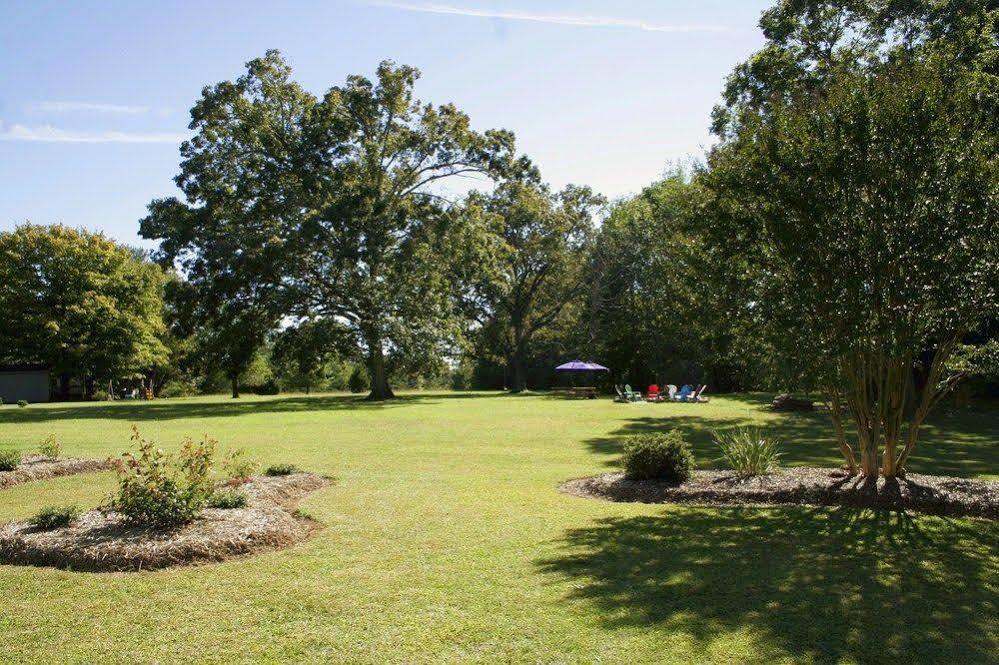 Seven Oaks Bed & Breakfast Highpoint Екстериор снимка